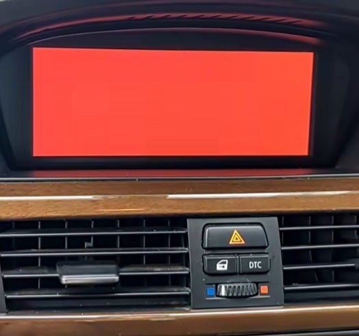 BMW E91 – Червен екран на навигацията при стартиране: Причини и решения - Drivesafeshop